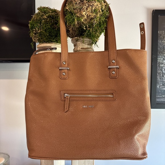 nine west‎ brown large handbags - Picture 1 of 4